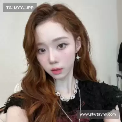 包奕和